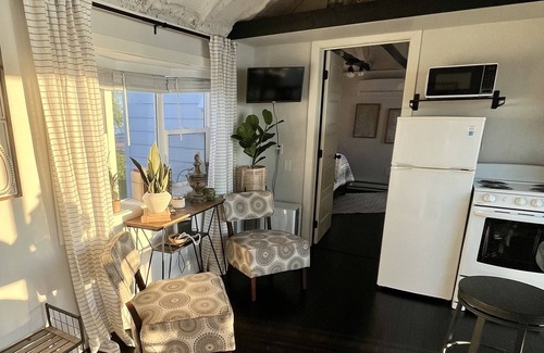 Spirit Lake Cabin | Cozy lakefront cabin - on both Big and Little Spirit Lake
