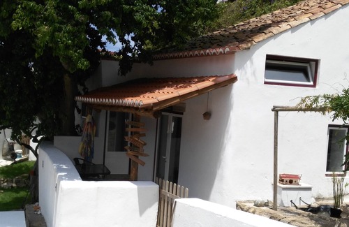 Penedo Cottage | Cozy Little house between the mountain and the sea