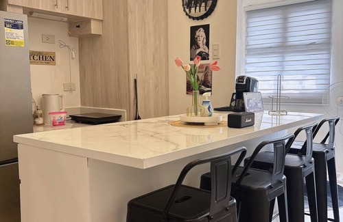Tanza Condo | Cozy Loft Condo in Tanza with Arcade
