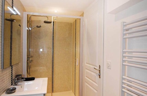 Clermont-Ferrand House | Cozy loft refurbished TOWN CENTER with PARKING and WIFI
