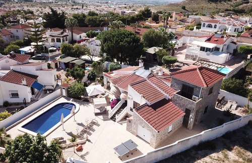 Rojales Villa | Cozy luxury villa and private pool and countless relaxing places to enjoy sun