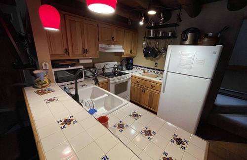 Arroyo Seco Condo | Cozy Mountain Retreat w/Chef's Kitchen