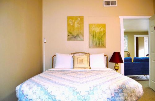 Grand Forks Apartment | Cozy Nest 5 A Beautiful Room to Rent