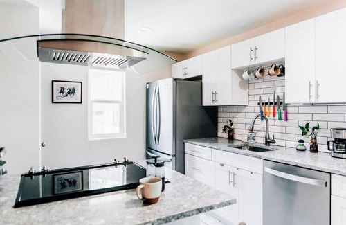 Sunnyside House | Cozy Oasis in Vibrant North Denver. Furnished Monthly Rental in Denver with Yard