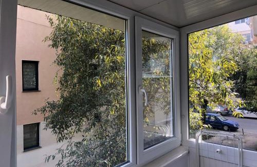 Pitesti Apartment | Cozy Place 47-Self check in & out-HBO MAX