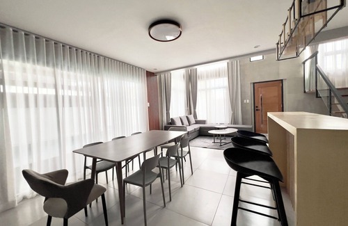 Tanza Villa | Cozy Pool House Villa in Cavite near NAIA Manila Airport and MOA