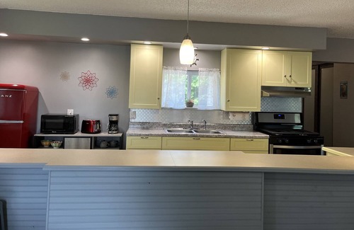 Murdock Cottage | Cozy, quiet cottage in the country with stocked lake access