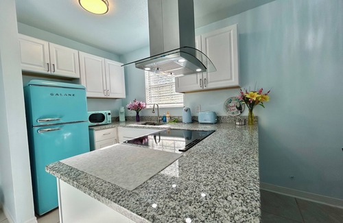 Florida Panhandle Apartment | Cozy Renovated Apt w King Bed 25 to Beach 20% Off A