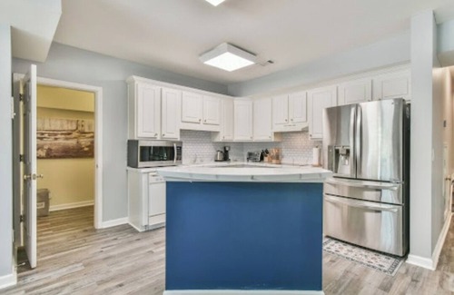 Snellville House | Cozy Retreat off Webb Gin House Rd, Snellville