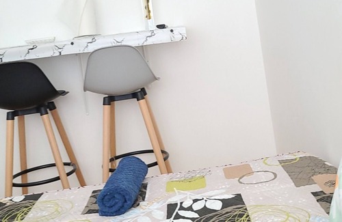 Seine-et-Marne Apartment | Cozy Room with AC, Balcony, WiF in amazing Évry-Courcouronnes