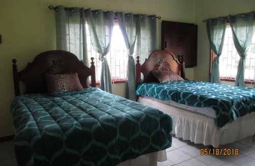 Claremont Bed & Breakfast | COZY'SBANDB