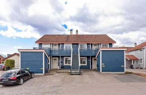 Alna Apartment | Cozy Scandinavian apartment central in Oslo - free parking and close to many amenities