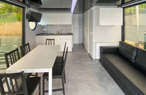 Zlocieniec Boat Rental | Cozy ship in Zlocieniec with lake view