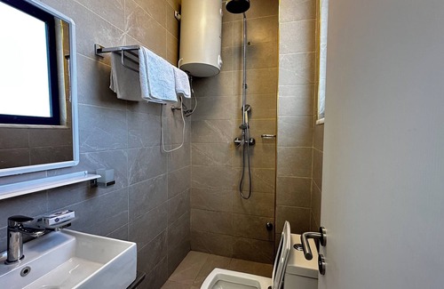 Bole Bed & Breakfast | Cozy Stay + breakfast 203