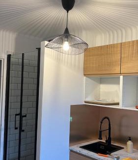 Meudon Apartment | Cozy studio 12 minutes de Paris Montparnasse