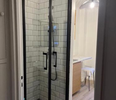 Meudon Apartment | Cozy studio 12 minutes de Paris Montparnasse