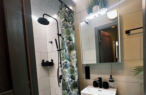 Babite Apartment | Cozy Studio Charming Spot/Charmante Piņķi