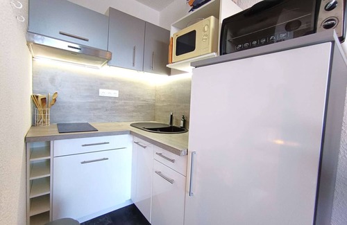 Piau Engaly Apartment | Cozy studio for 4 in Piau-Engaly, balcony, slopes view