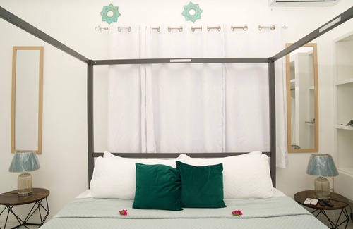 Discovery Bay Apartment | Cozy Studio in Delightful Providenciales with WiFi, AC