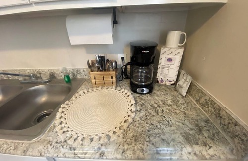Cleveland Apartment | Cozy studio in wonderful Cleveland with fishing and nature!