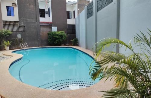 Lapu-Lapu Apartment | Cozy Studio near Airport Resort