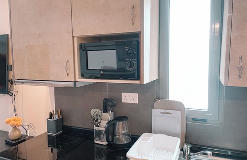 Dzorwulu Apartment | Cozy Studio near Airport. Fiber Wifi - Pool