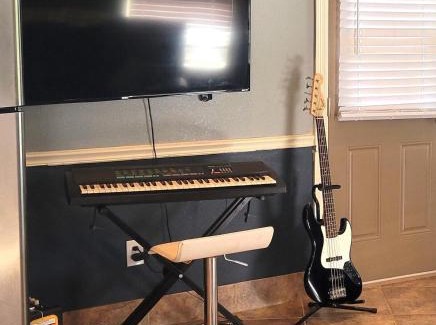 Carencro Villa | Cozy Studio Suite with Pond View