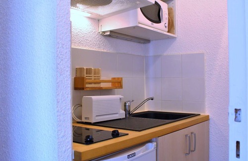 Risoul Apartment | Cozy Studio with Mountain Alcove, Balcony, Ski Storage, Central Location, Near Slopes