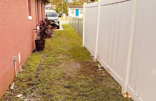 Windhover Apartment | Cozy studio with WiFi and AC in enjoyable Orlando/International drive area