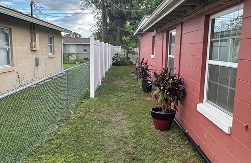 Windhover Apartment | Cozy studio with WiFi and AC in enjoyable Orlando/International drive area