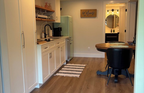 Port Alberni Apartment | Cozy suite for two on Sproat Lake, footsteps away from the beach.