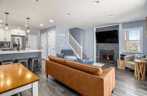 South Gull Lake House | Cozy Suite on Gull Lake