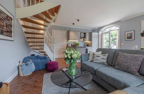 Archsum Apartment | Cozy thatched-roof vacation apartment "Likedeeler" on Sylt with terrace & parking space