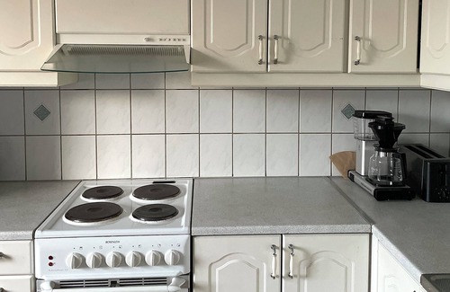 Oulu Apartment | Cozy trio With Sauna & own parking