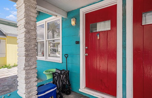 Indian Shores House | Cozy Unit #1 of a Two Unit Beach Bungalow