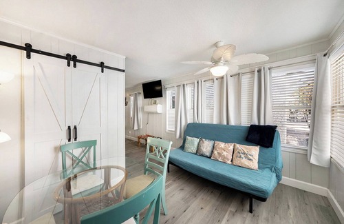 Indian Shores House | Cozy Unit #2 of a Two Unit Beach Bungalow