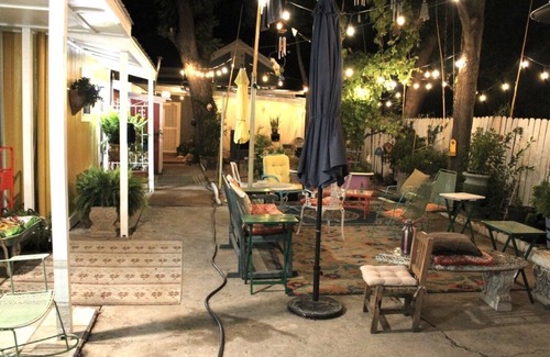 Southtown Villa | Cozy Villa 10 minutes walk to riverwalk, Hemispher park and convenstion center.