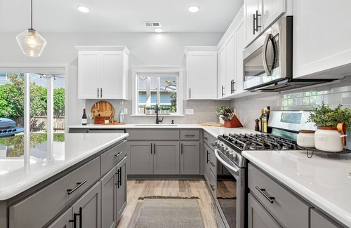 Newberg House | Cozy Wine Country Retreat Near Downtown Newberg