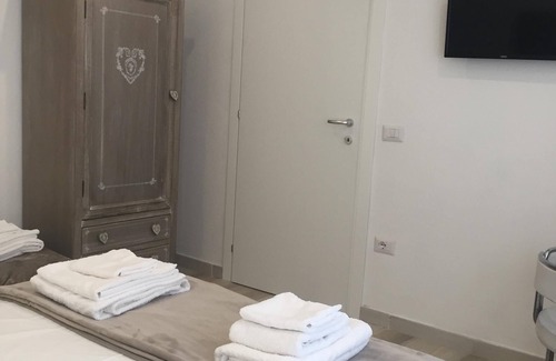 Nuoro Bed & Breakfast | Cozy, with private entrance, the B&B is located in the center of the city.