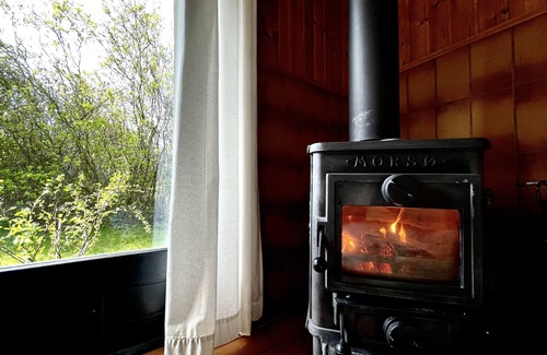 Melby Cottage | Cozy Wooden Cottage House Near Copenhagen