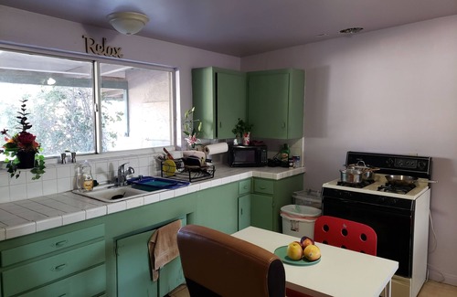 Desert Hot Springs Hostel | Crashpod Hostel