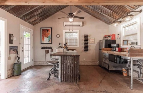 Waco House | Creatively colorful and cozy cabin and Airstream on the Brazos!