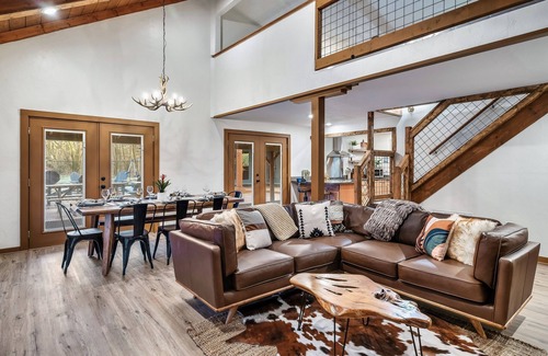 Cosby Cabin | Creek Cabin ★ Game Room ★ Hot Tub ★ Fire Pit ★ WiFi