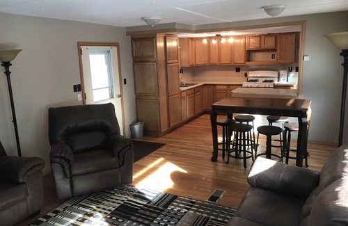 Hill City House | Creekside Cabin on the Mickelson Trail