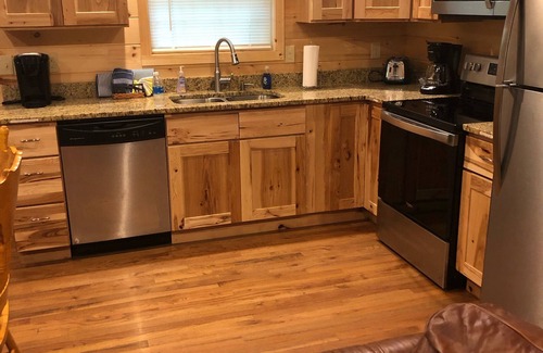 Bryson City Cabin | Creekside Too A little slice of heaven