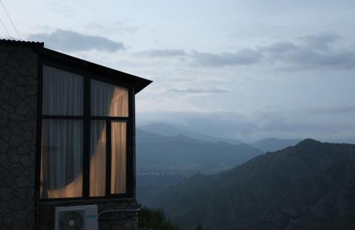 Odzun Hotel | Crest hotel