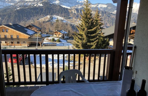 Crest-Voland Apartment | Crest-Voland, apartment at the foot of the slopes facing the Aravis