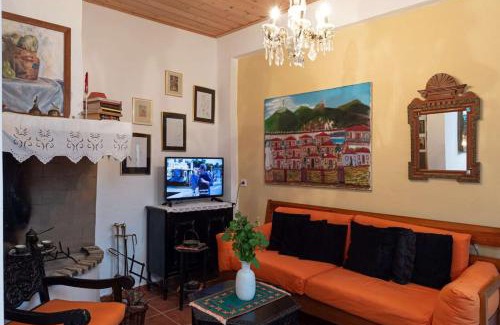 Skotino House | Cretan Magnolia Gem - Smari Cozy Getaway