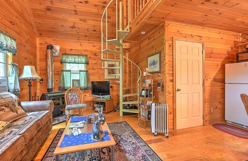 Butler Cabin | Cross Creek Ranch located near Lake Watauga and Mountain City