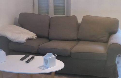 Coublanc Apartment | crossroads